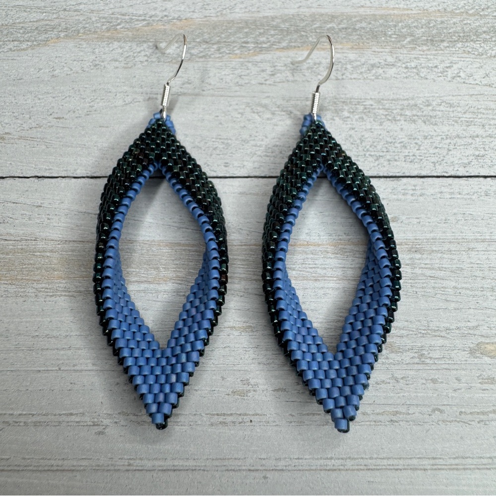 Folded Twisted Peyote Leaf Beaded Earrings‎ Soft Blue Black Rainbow Handmade